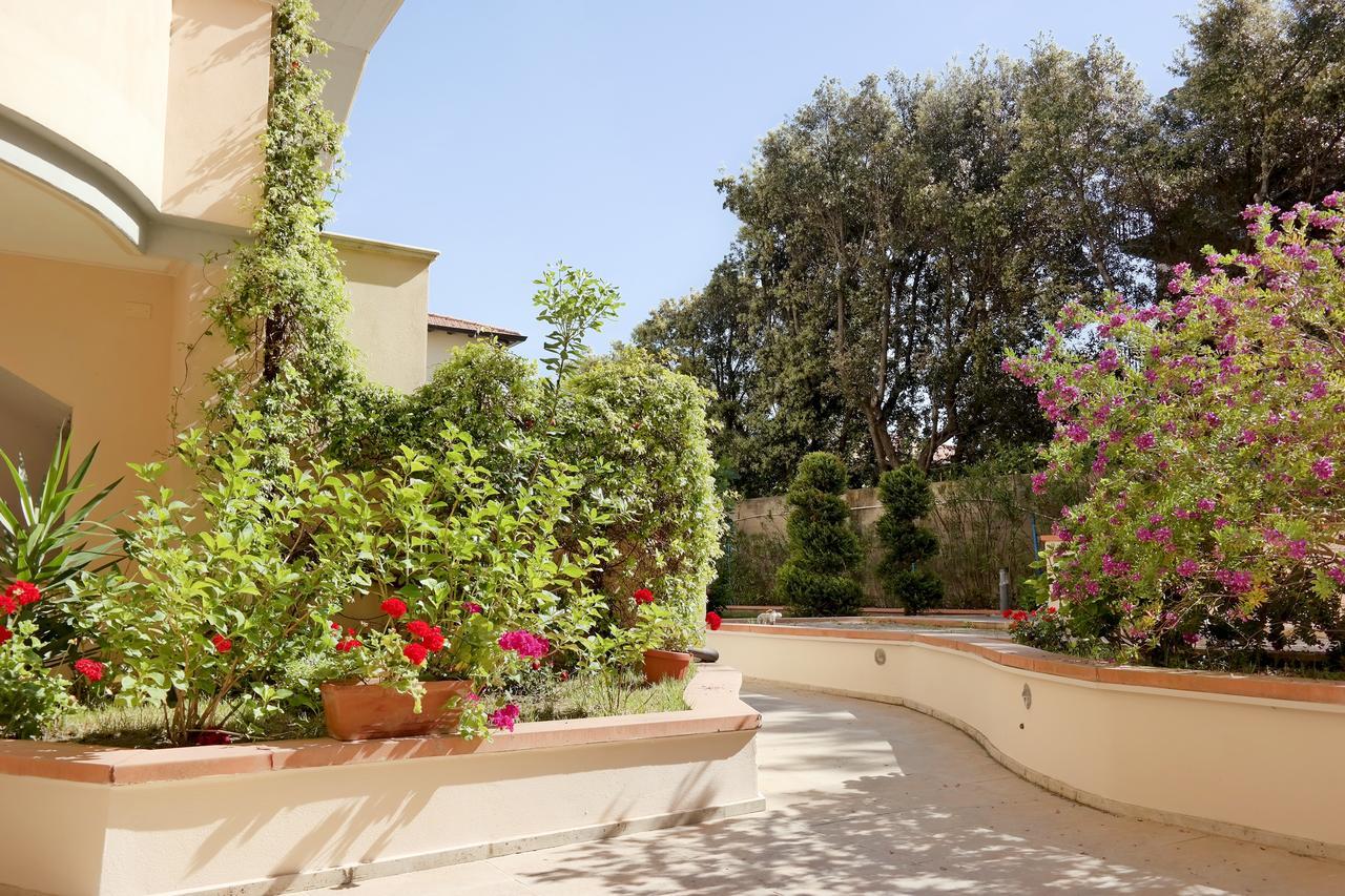 Residence Villa Lo Scoglietto San Vincenzo Luaran gambar