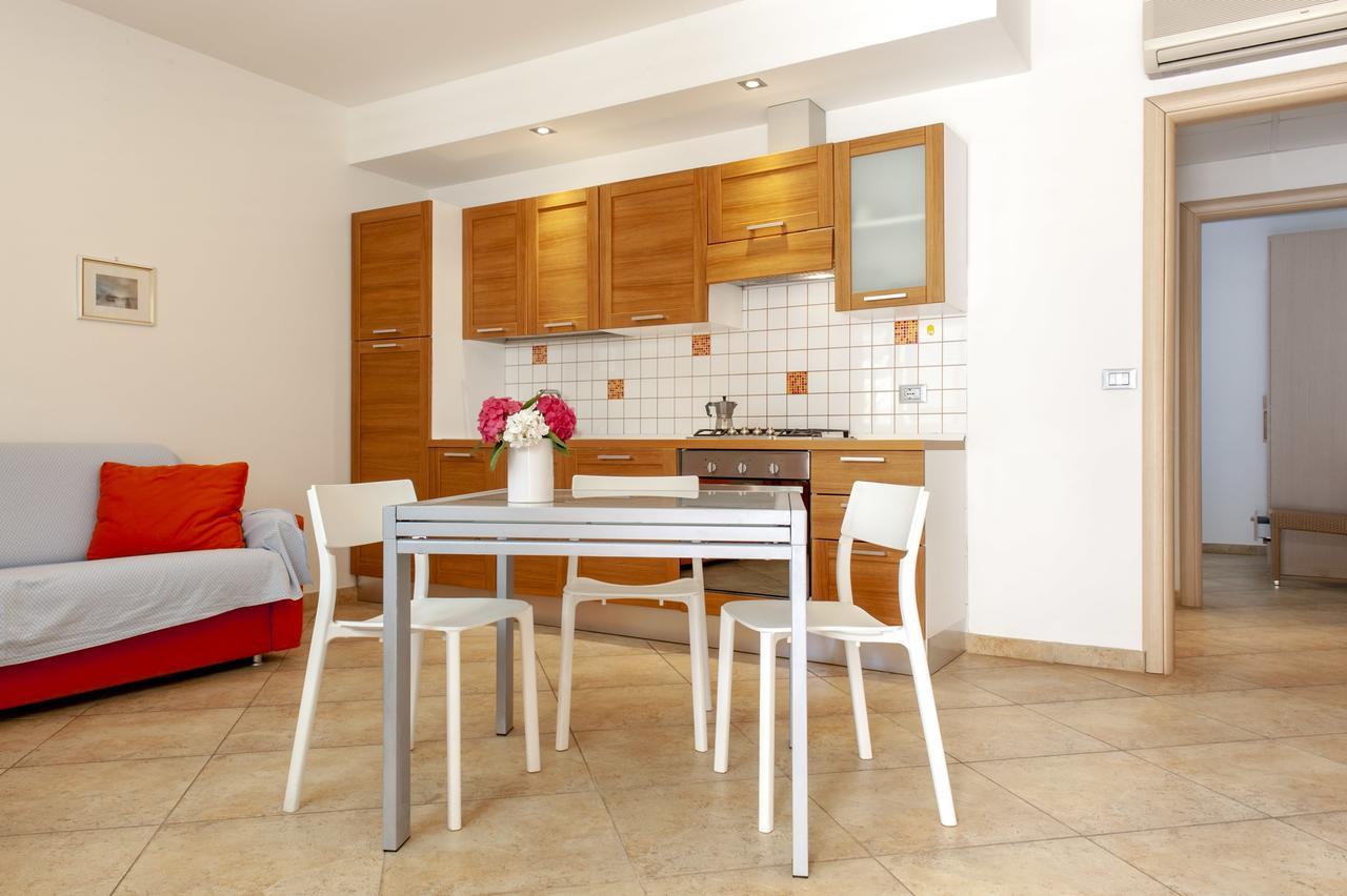 Residence Villa Lo Scoglietto San Vincenzo Luaran gambar