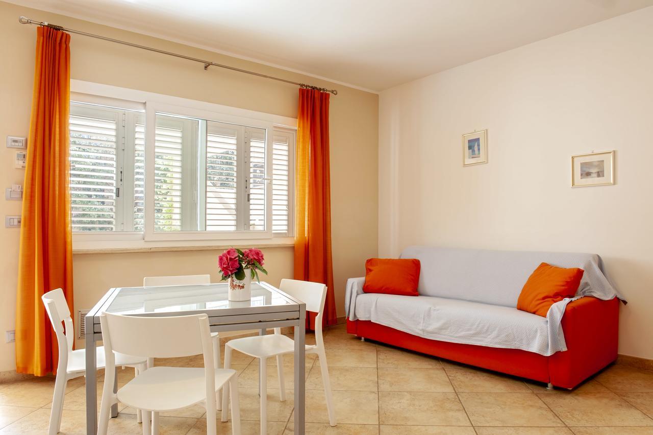 Residence Villa Lo Scoglietto San Vincenzo Luaran gambar