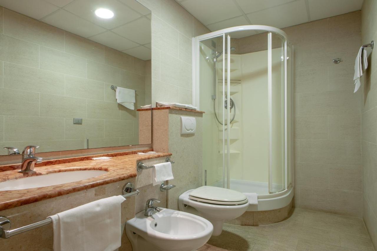 Residence Villa Lo Scoglietto San Vincenzo Bilik gambar