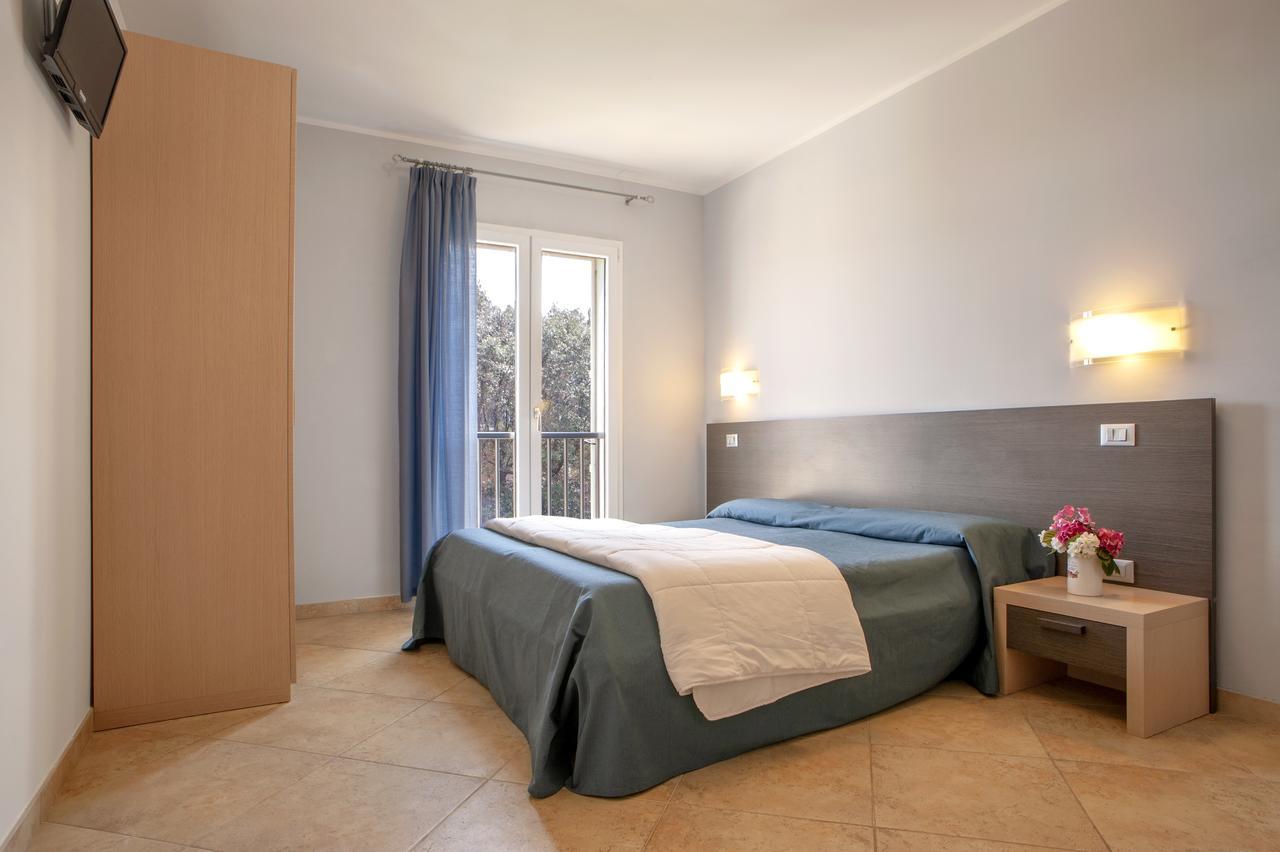 Residence Villa Lo Scoglietto San Vincenzo Luaran gambar